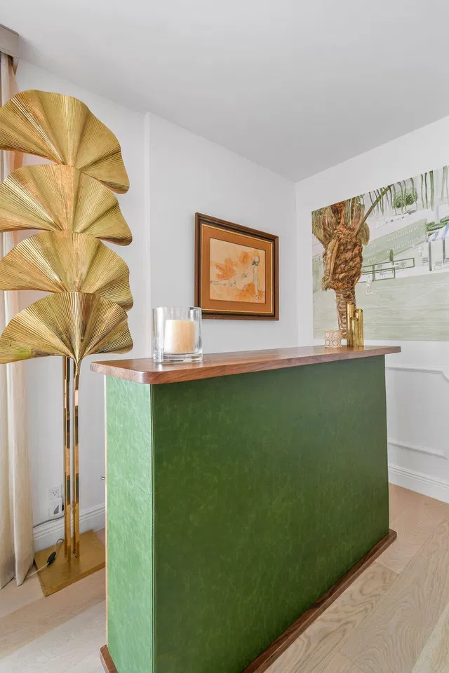 Winthrop House Condos Unit 401 photo 10