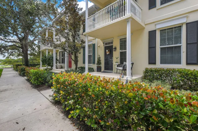 Charleston Court at Abacoa Residence photo 4