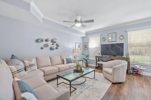 Charleston Court at Abacoa Residence photo 9