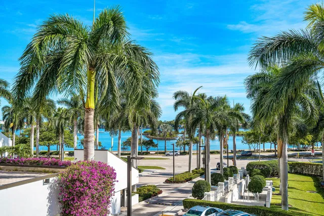 The Plaza of The Palm Beaches Unit Th2h photo 2