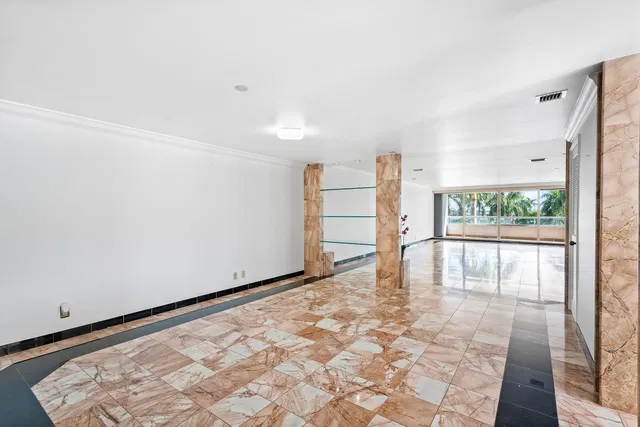 The Plaza of The Palm Beaches Unit Th2h photo 5