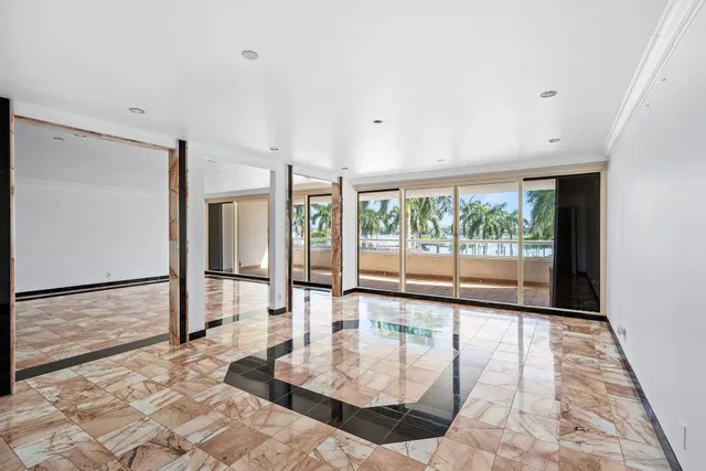 The Plaza of The Palm Beaches Unit Th2h photo 6