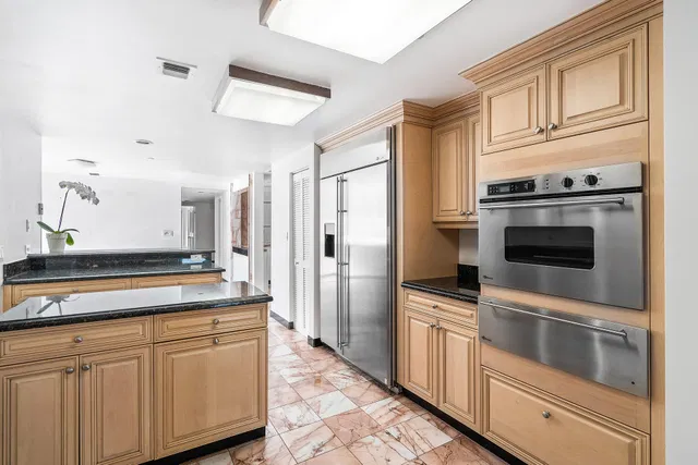 The Plaza of The Palm Beaches Unit Th2h photo 14