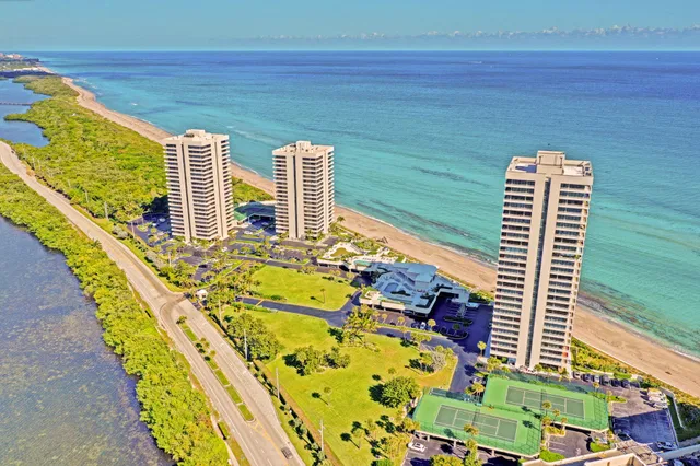 Water Glades Unit 16 A photo 42