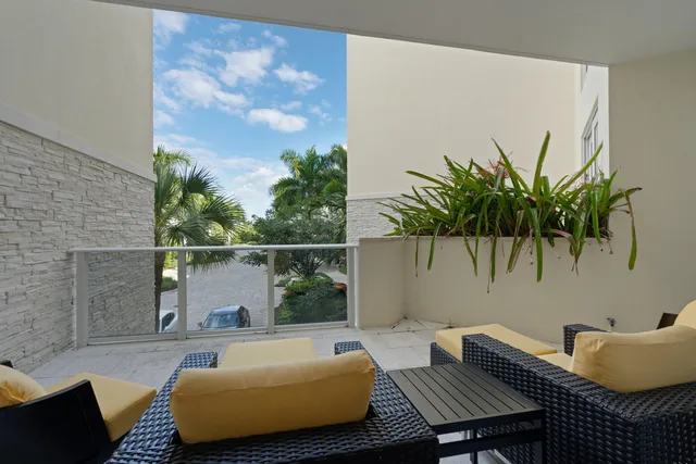 Azure Palm Beach Gardens Unit 202 photo 29