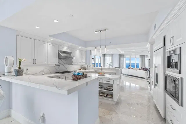 Oceans Edge at Singer Island Unit 1401 photo 8