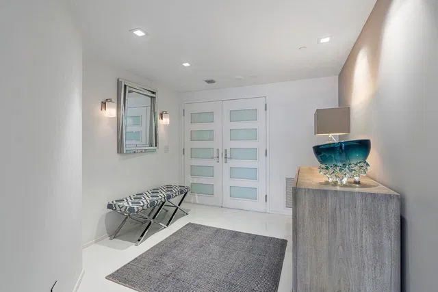 2660 S Ocean Boulevard #601s