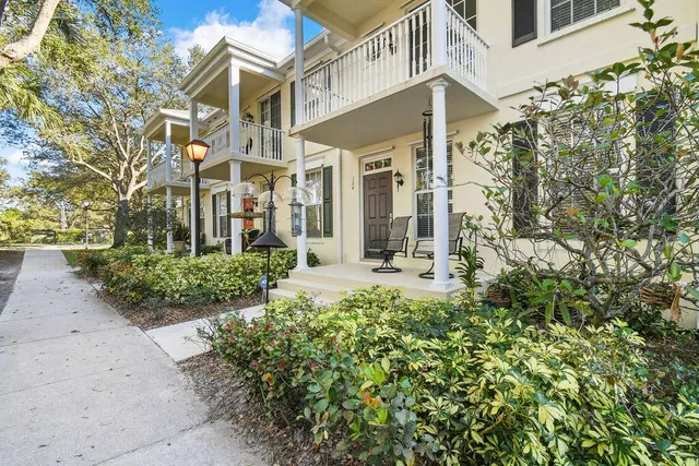 Charleston Court at Abacoa Residence photo 5