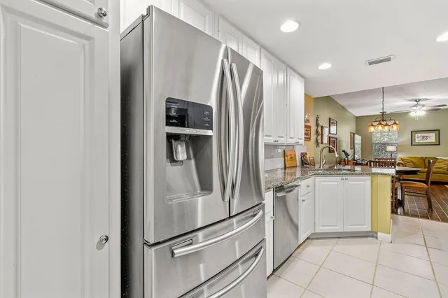 Charleston Court at Abacoa Residence photo 18