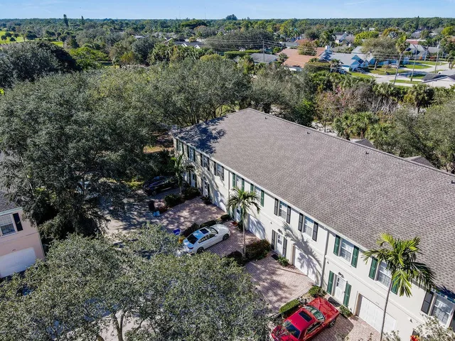 Charleston Court at Abacoa Residence photo 53