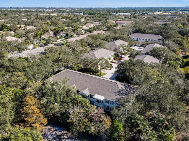 Charleston Court at Abacoa Residence photo 67