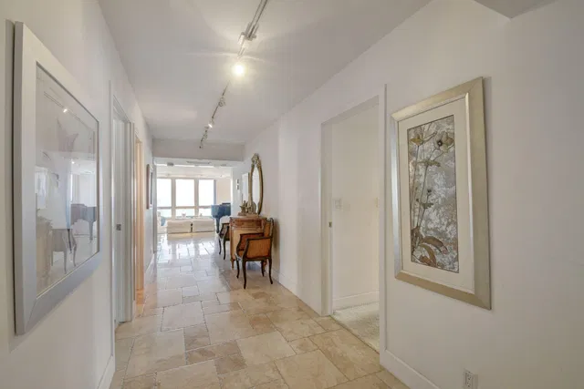 Eastpointe Singer Island Unit 10i photo 5