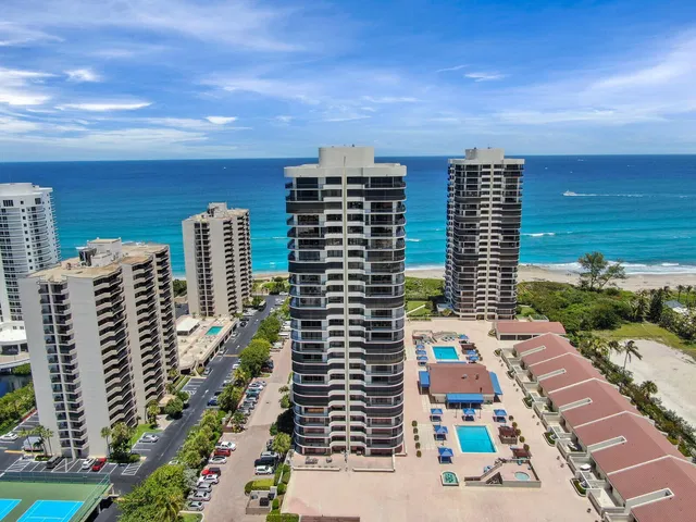 Martinique Singer Island Unit 401 photo 3