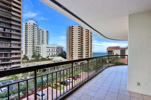 Martinique Singer Island Unit 401 photo 11