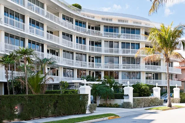 One Royal Palm Way Palm Beach Unit B3 photo 9