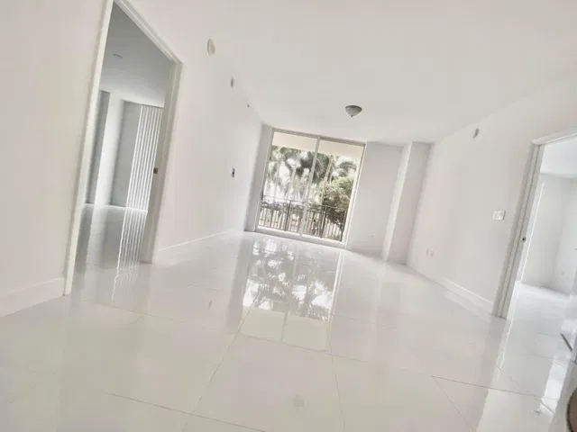 CityPlace South Tower Unit 1019 photo 5