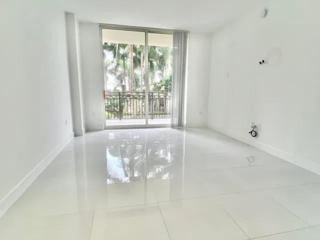 CityPlace South Tower Unit 1019 photo 7