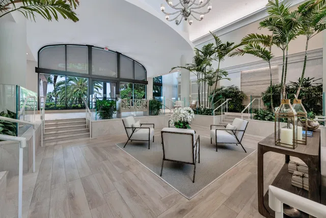 Sloan's Curve Palm Beach Unit 307s photo 27
