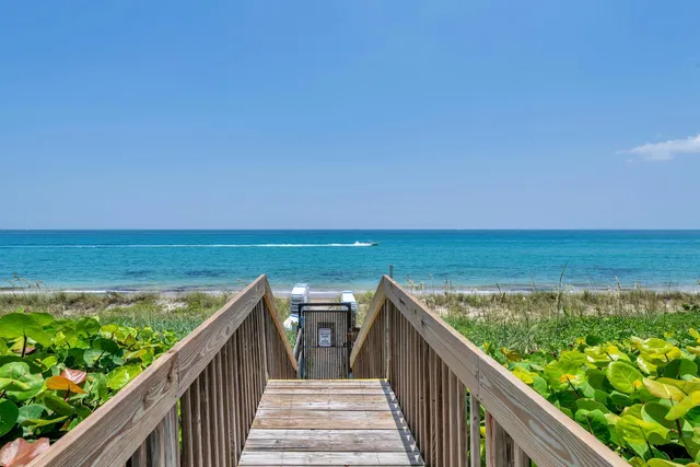 Sloan's Curve Palm Beach Unit 307s photo 35