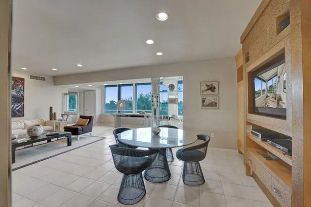 Palm Beach Towers, Palm Beach Unit 302b photo 6