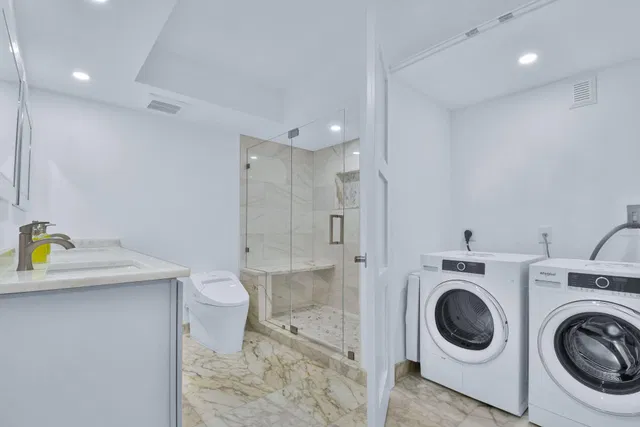 Water Glades Unit 2c photo 26