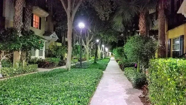 Magnolia Court Residence photo 3