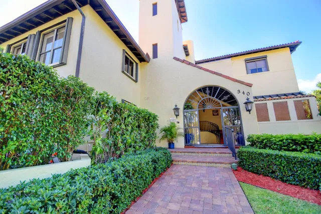 340 Brazilian Avenue #2030