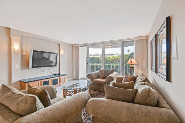 2295 S Ocean Boulevard #222