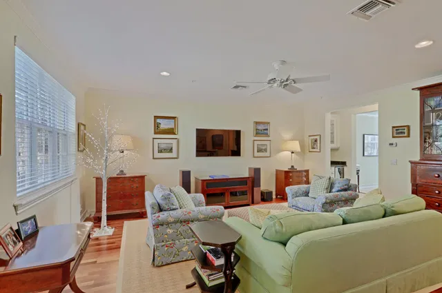 Magnolia Court Residence photo 21
