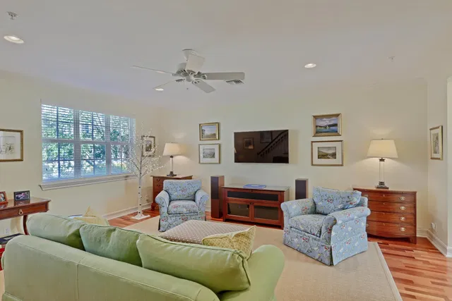 Magnolia Court Residence photo 28