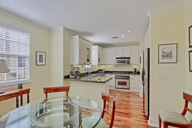 Magnolia Court Residence photo 31