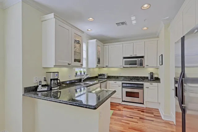 Magnolia Court Residence photo 34
