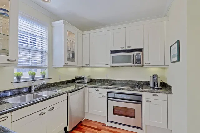 Magnolia Court Residence photo 35