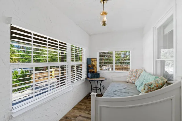 SoSo West Palm Beach Residence photo 6