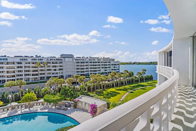 2760 S Ocean Boulevard #512