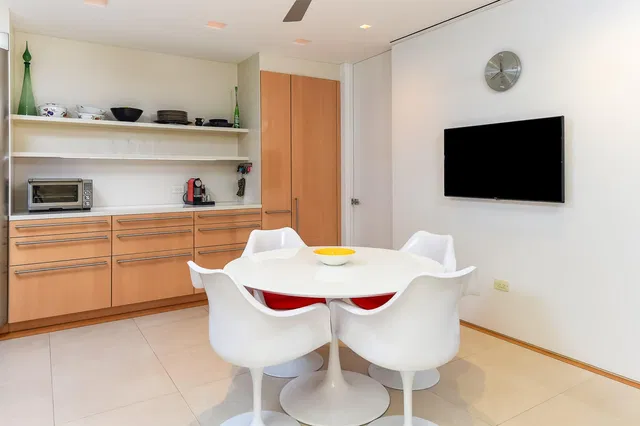 Sloan's Curve Palm Beach Residence photo 7