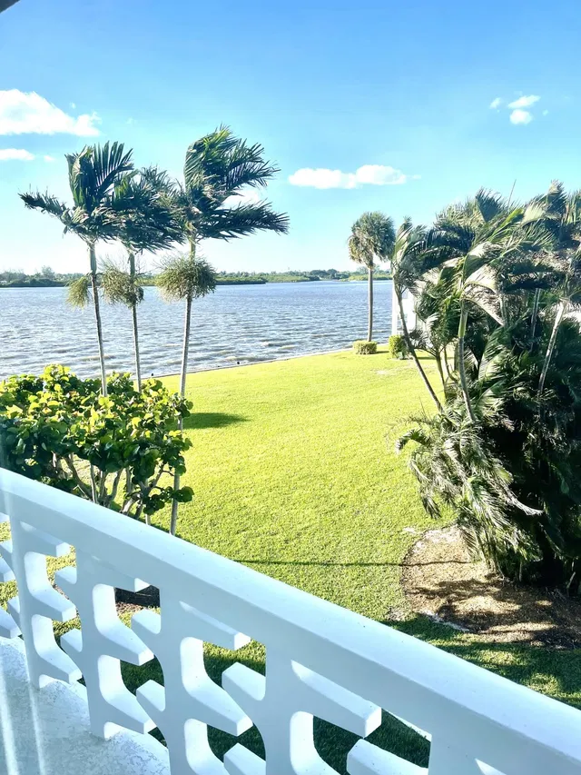 2760 S Ocean Boulevard #201