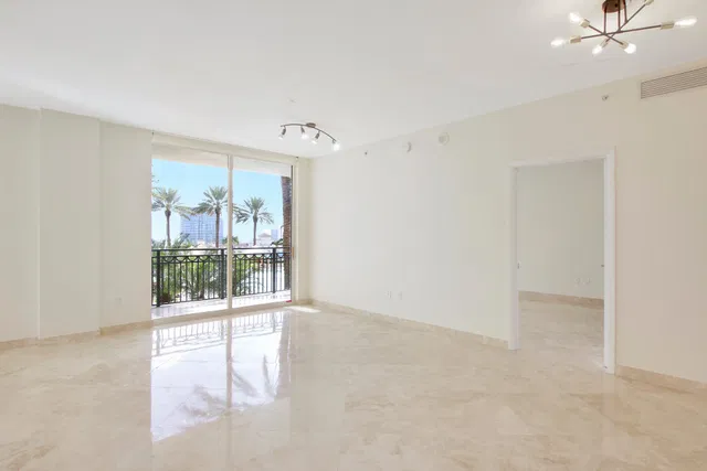 CityPlace South Tower Unit 1013 photo 8