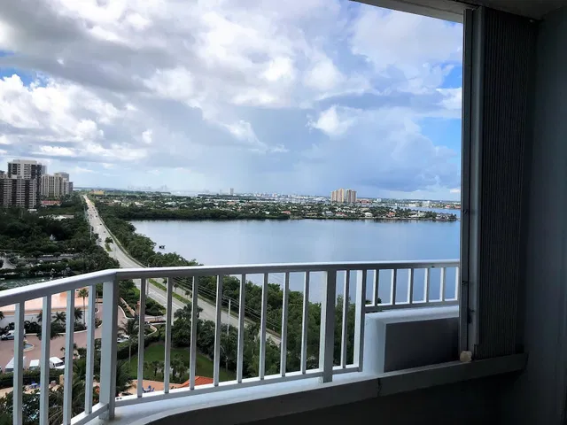 Corniche Singer Island Unit 1506 photo 7