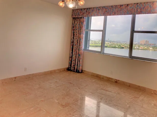Corniche Singer Island Unit 1506 photo 8