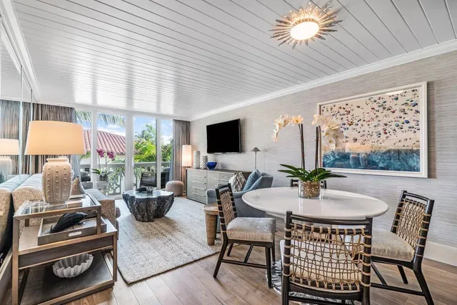 227 Brazilian Avenue #3 E