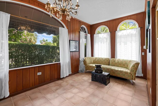 West Palm Beach Residence photo 9