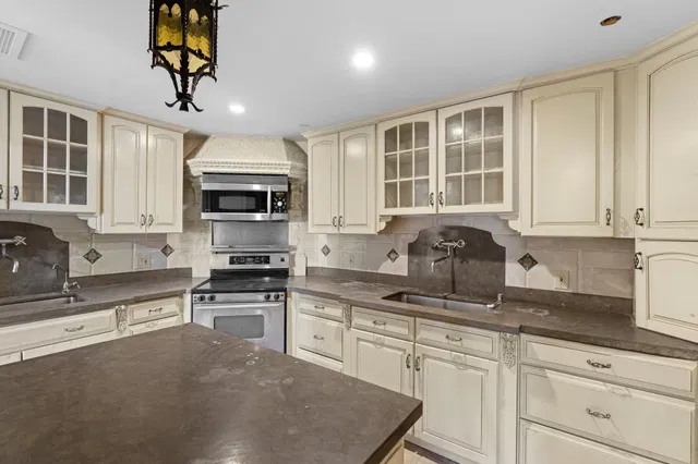 Palm Beach Biltmore Unit 308/309 photo 7