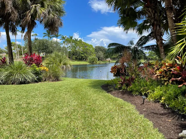 Saturnia Boca Raton Residence photo 6