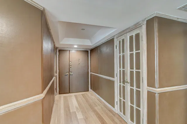 Emeraude Palm Beach Unit 304 photo 15