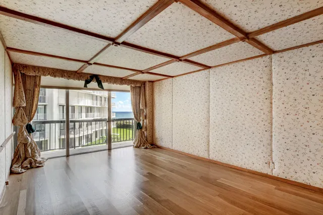 Emeraude Palm Beach Unit 304 photo 26