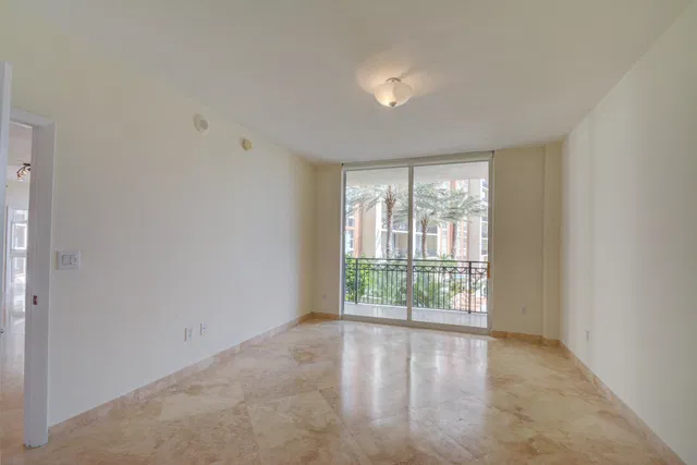 CityPlace South Tower Unit 1013 photo 9