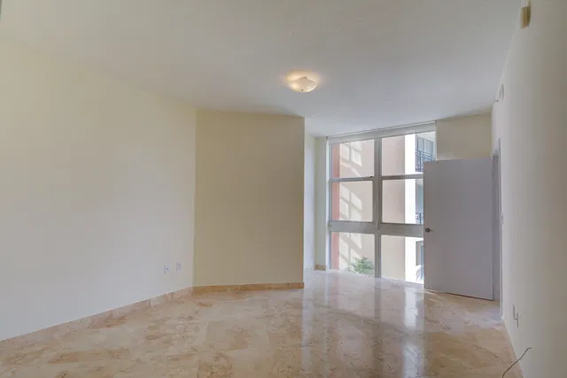CityPlace South Tower Unit 1013 photo 10