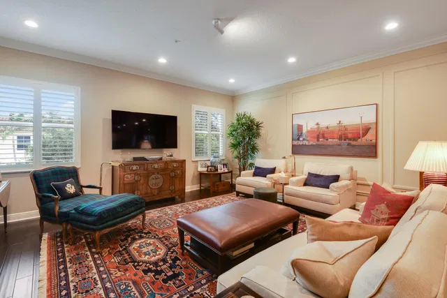 Villas on Antique Row Residence photo 8