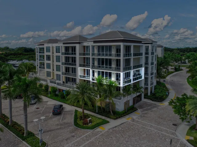 Azure Palm Beach Gardens Unit 301 photo 2
